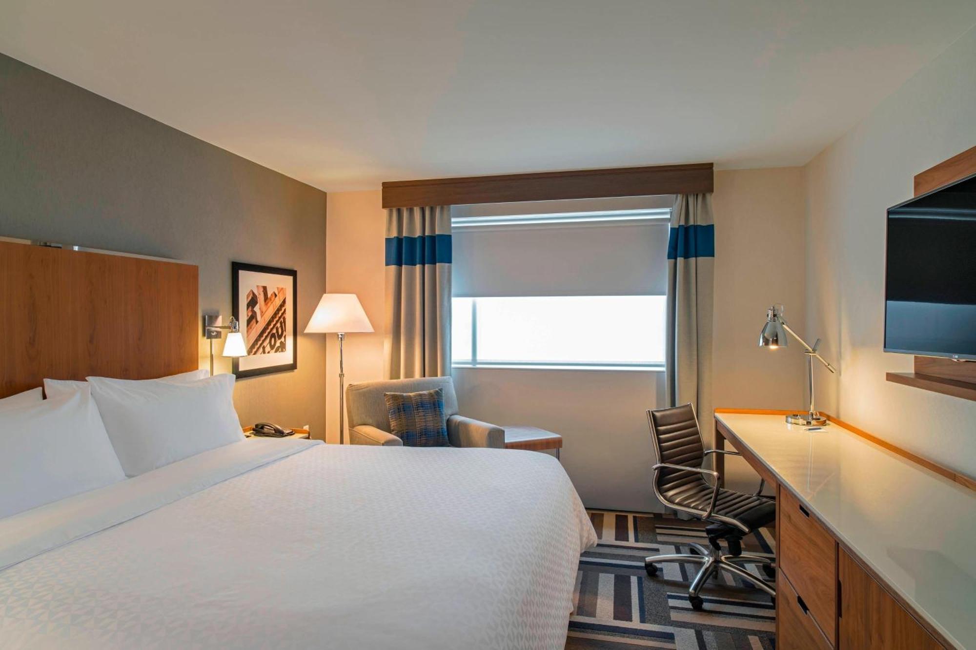 Four Points By Sheraton Мидланд Екстериор снимка