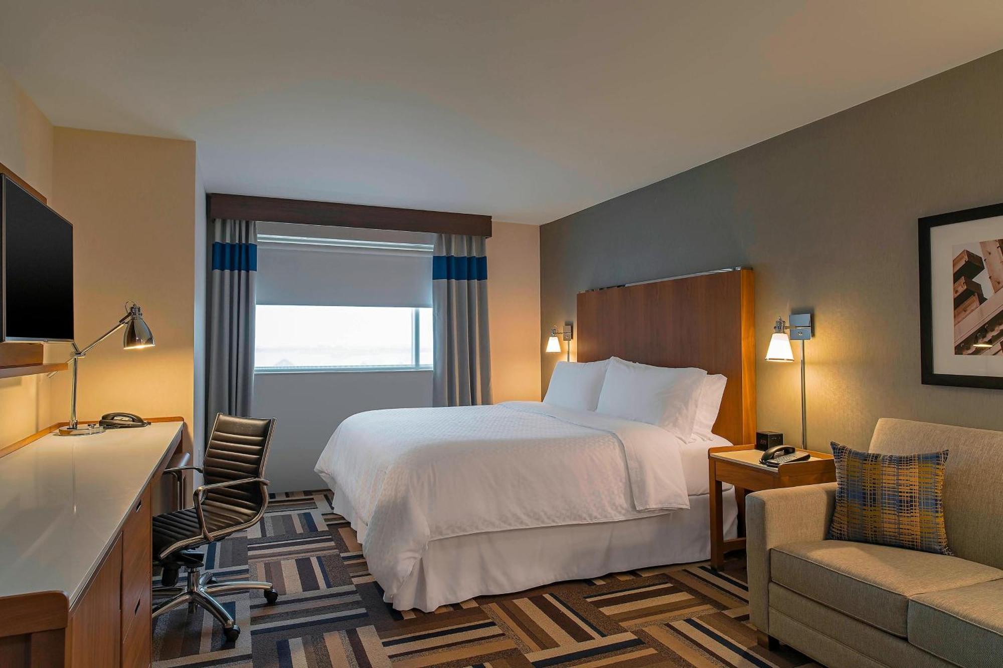 Four Points By Sheraton Мидланд Екстериор снимка